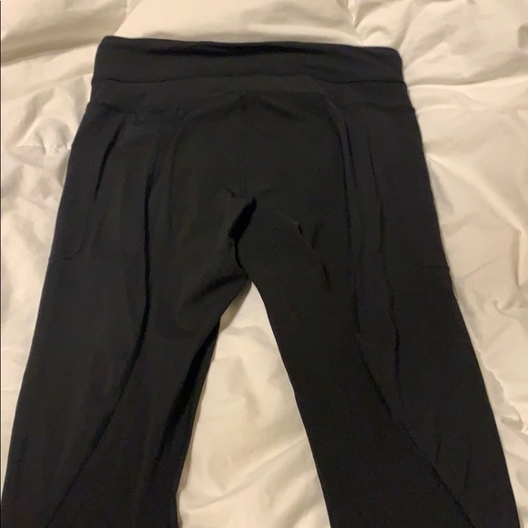 Lululemon leggings! - Picture 4 of 5